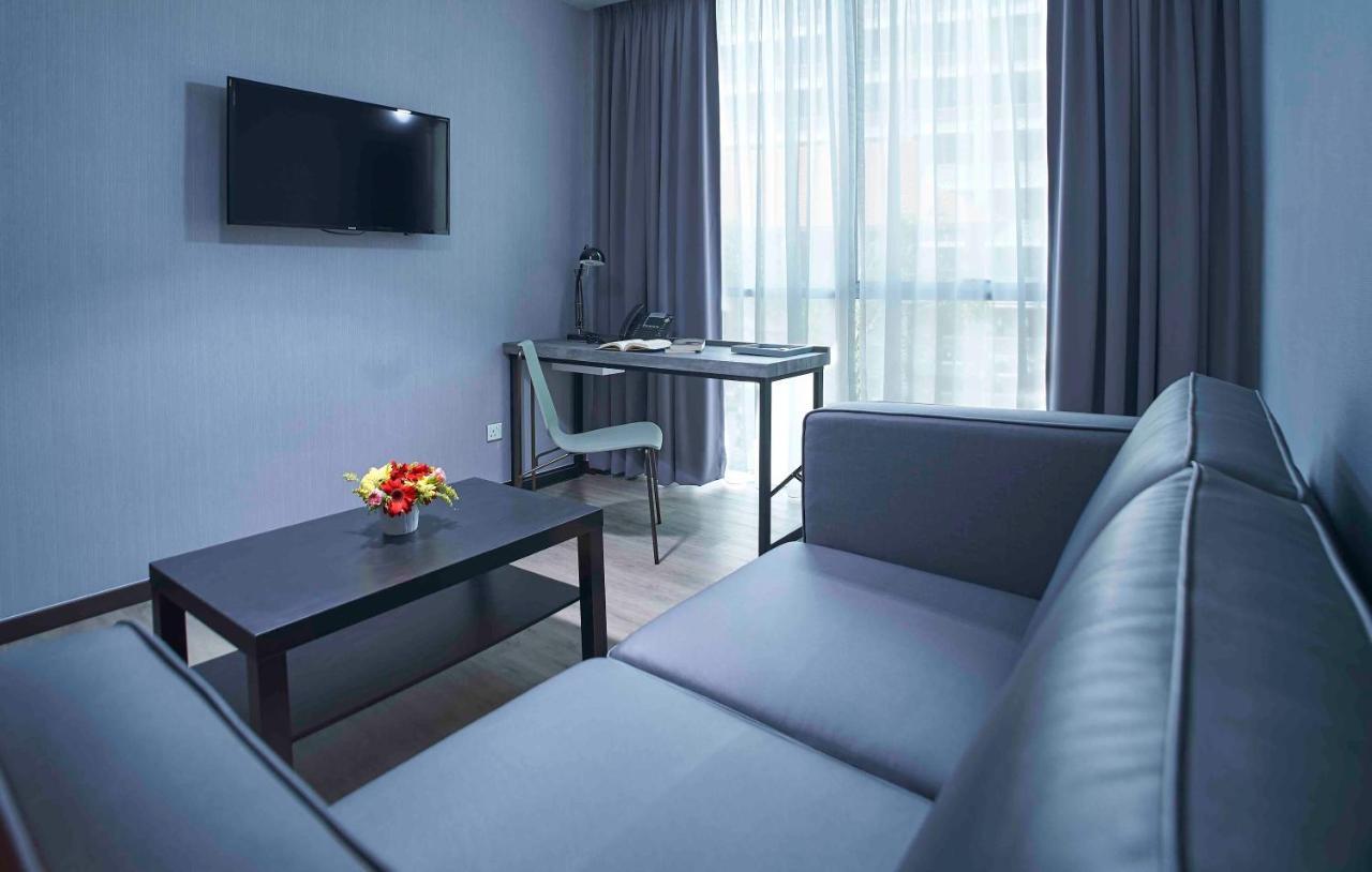 Urban H Hotel George Town Extérieur photo
